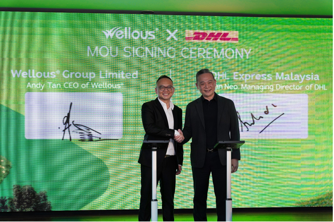 (Image: Wellous’ co-founder, Andy Tan; Julian Neo, Managing Director of DHL Express Malaysia and Brunei.)